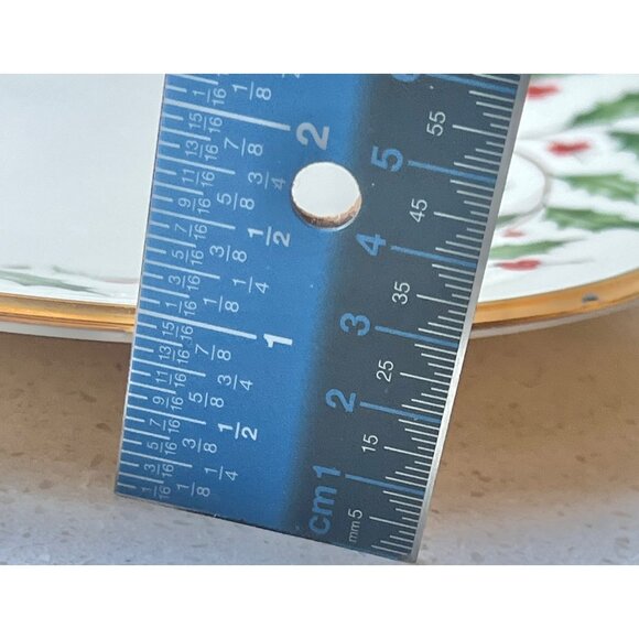 Lenox Holiday Dinner Plate 10.75" Porcelain Holly & Berry Design Gold Trim - Picture 5 of 5